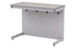 Стол лабораторный СЛ-06.6, глубина 620 для работы стоя, бесшовный керамогранит